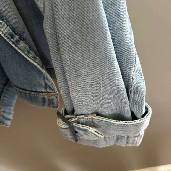 Torrid Cropped Denim Trench -Size 0 - 100% cotton - Soft & Drapey - Picture 4 of 8